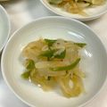 CHISA☆ごはん♪'s cooksnap of when they made レンジで簡単★玉ねぎピーマンの麺つゆ和え.