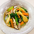 あっこ姉's cooksnap of when they made 小松菜とこんにゃく・うす揚げの煮物♪.