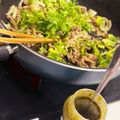まーきゅ's cooksnap of when they made ワインに合う♪牛肉とパクチーのバジル炒め.