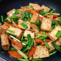 《hitomi》's cooksnap of when they made 簡単☆厚揚げとニラの焼き肉のたれ炒め☆.