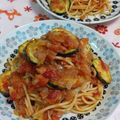 赤い電話's cooksnap of when they made ズッキーニとツナのトマトソースパスタ.