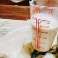 MioSaiki's cooksnap of when they made 自宅で簡単★大豆でおから&豆乳を作れる！.