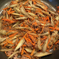 さくあさママ's cooksnap of when they made 我が家の♡簡単♡挽き肉きんぴらごぼう♡.