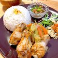 YUH♡ママ's cooksnap of when they made 鶏手羽元とキャベツのコンソメ煮.