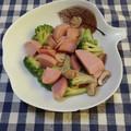 ﾁｲﾁｬﾝﾏﾏ's cooksnap of when they made おさかなソーセージのマヨネーズ炒め.