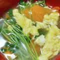 ☆milch☆'s cooksnap of when they made 鶏肉の茹で汁で！豆苗かきたまスープ.