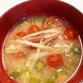 クロッワッサン's cooksnap of when they made 美肌！疲労回復！　オクラとトマトの味噌汁.