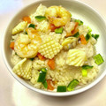 azbjbn's cooksnap of when they made 簡単!お手軽!炊飯器だけでエビピラフ☆.