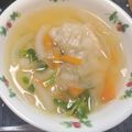 marimomori's cooksnap of when they made 冷凍餃子で✿簡単餃子野菜スープ✿.