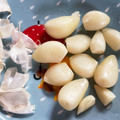 acomomo's cooksnap of when they made １０秒で！！つるりんにんにくの皮剥き.
