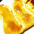 toshi♫'s cooksnap of when they made あら美味しい♪塩ピーナツバタートースト.