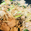 黒豆にゃんこ☆'s cooksnap of when they made 豚肉ともやしの黄金炒め.
