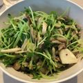 りつる's cooksnap of when they made しめじと豆苗のオリーブ油炒め.