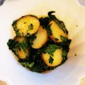 ハチママ♪'s cooksnap of when they made 春菊とじゃがいものアヒージョ.