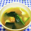 ととろ＆めい's cooksnap of when they made 南瓜とちぢみほうれん草、薄揚げの味噌汁.