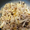 ねこしま25's cooksnap of when they made 豚肉のきのこ入りスタミナ炒め.