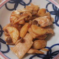 メイプル⌘'s cooksnap of when they made 鶏むね肉としめじのオイスター炒め.