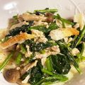 MapiSapi's cooksnap of when they made 【楽めし】ツナと法蓮草のクリーミィうどん.