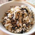 とっぽぎがおちゃん's cooksnap of when they made 中華スープで炊く！鮭とひじきの炊込みご飯.
