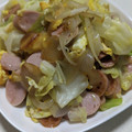 クックMJI7BP☆'s cooksnap of when they made キャベツと魚肉ソーセージの卵炒め.