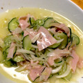 クック8GEQ0U☆'s cooksnap of when they made 新玉ねぎときゅうりとハムのサラダ.