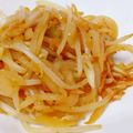 honey19's cooksnap of when they made もやしとベーコンの塩麹炒め.