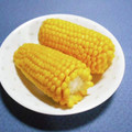 ＠迷子＠'s cooksnap of when they made レンチン５分！簡単で甘い蒸しとうもろこし.
