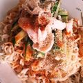 もかっちょ's cooksnap of when they made レンジで！よだれ鶏風の旨辛汁なし麺.