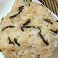 ゆけり３兄弟's cooksnap of when they made ✿鮭＆塩昆布✿おにぎり.