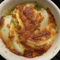 ポメちょん's cooksnap of when they made 新玉ねぎが主役！！簡単チーズ焼き♪.