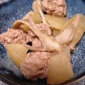 hitomi♪＊'s cooksnap of when they made ❀豚ミンチと大根舞茸の煮物❀.