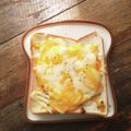 」りふ's cooksnap of when they made 隠し味がお気に入り♡目玉焼きトースト♡.