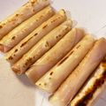 honokaokan's cooksnap of when they made ミニブリトー?!　ハムチー巻き焼き餃子.