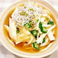 カプチッチ's cooksnap of when they made ♪おくら茗荷トマトのせの冷たいうどん♪.