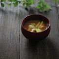 まろんかふぇ's cooksnap of when they made ズッキーニと玉ねぎとお揚げさんの味噌汁.