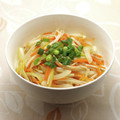 クックDAD's cooksnap of when they made 鶏ももと白菜 長ネギの白だし餡かけうどん.