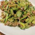 まる楠's cooksnap of when they made 育った大きなきゅうり大量消費◆中華炒め.