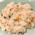 悠LOVE航's cooksnap of when they made 鮭フレークとしらすとわかめの混ぜご飯.