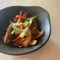 papikun's cooksnap of when they made 簡単❤人参×竹輪のオイマヨ炒め.