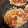 ピーナッツ子♪'s cooksnap of when they made チキンハンバーグ.