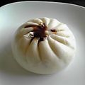 亜久里's cooksnap of when they made 食べ方編★肉まんには、ソースでしょ！！.