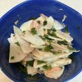 まみゆ67's cooksnap of when they made 大根とわかめとシーチキンのサラダ.
