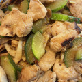 さくら11's cooksnap of when they made 鶏むね肉とあるもの野菜でマヨ醤油炒め.