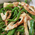 ハッチ1211's cooksnap of when they made 簡単美味しい♪ピーマンと竹輪のおかか炒め.