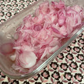 Faiza's cooksnap of when they made 赤玉ねぎのはちみつマリネ【作り置き】.