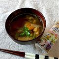 かっちゃん杉's cooksnap of when they made 体脂肪減るかな？お味噌汁にMCTオイル！.