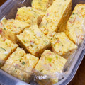 ma2kaboch's cooksnap of when they made 彩り豊か♪カニカマとネギの卵焼き.