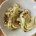 きゃろぽて's cooksnap of when they made 春キャベツのガリバタステーキ.