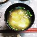 ひトみ's cooksnap of when they made 甘くて美味しい簡単玉ねぎと豆腐のお味噌汁.
