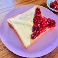ねっちゃんっ's cooksnap of when they made チーズ１枚でハーフ&ハーフトースト.